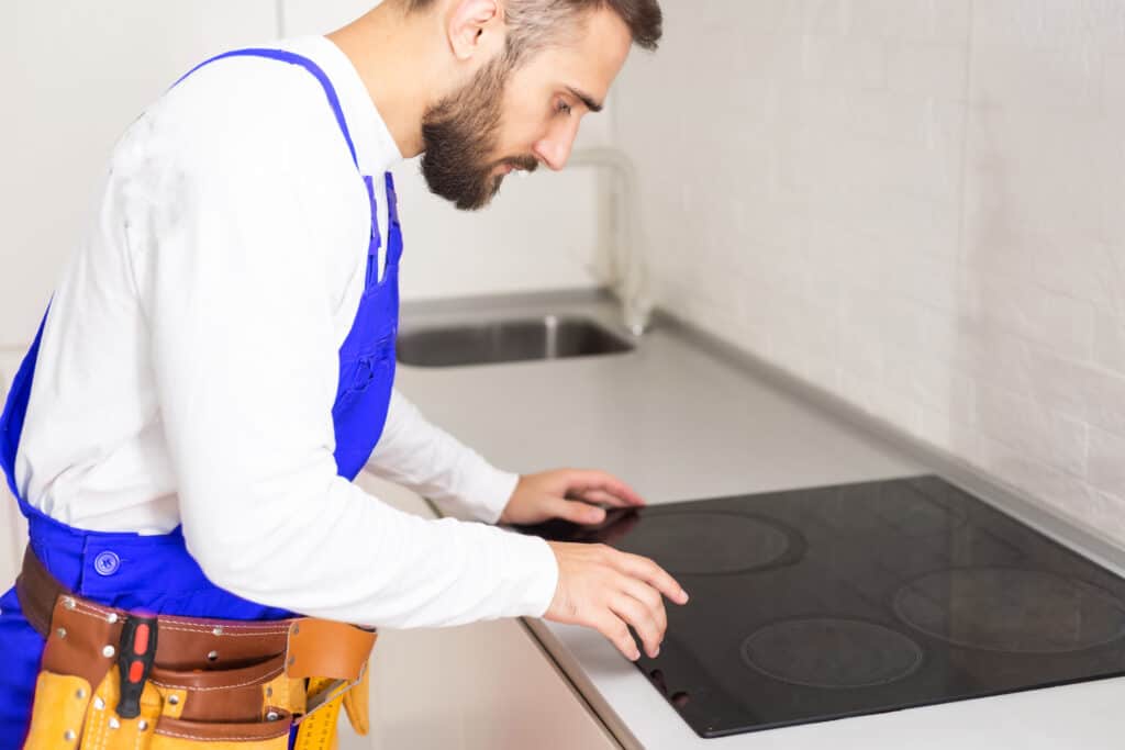 inductiekookplaat installeren